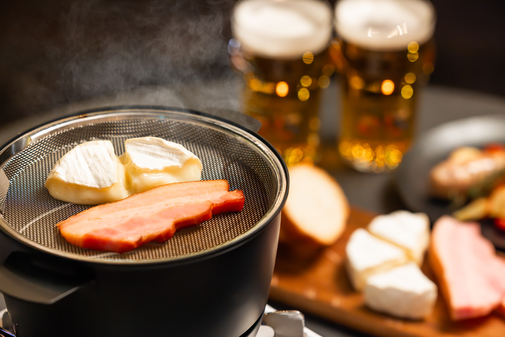 スモーククッカーを使った料理も楽しめる