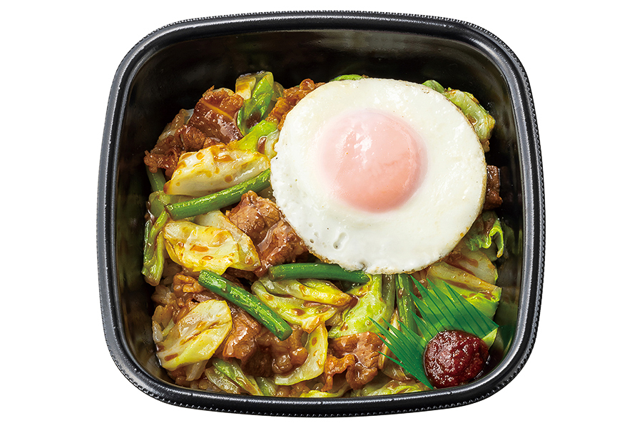 牛キャベ丼（目玉焼き）