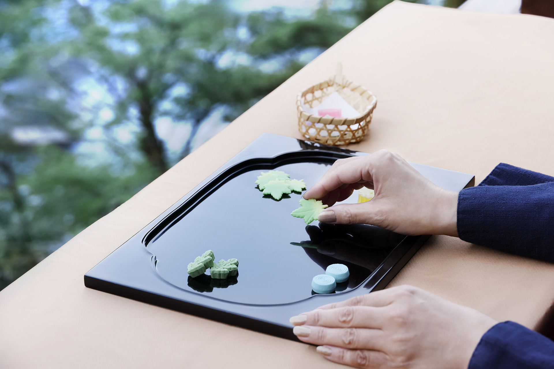 自分だけの盆景菓子をつくる