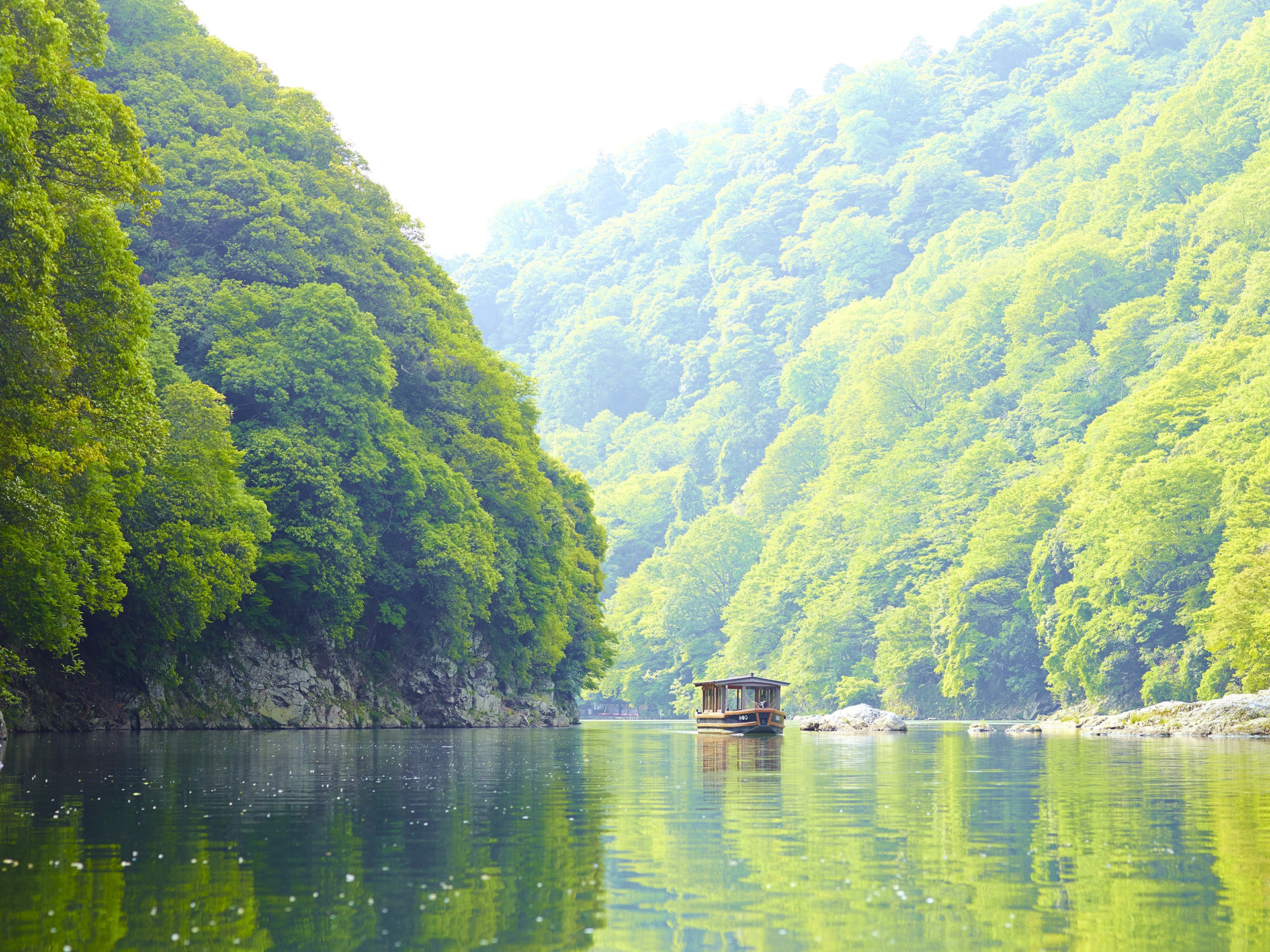 渡月橋からの送迎船