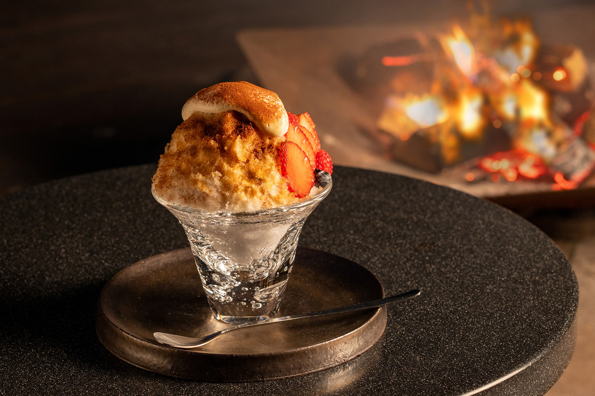 「夏夜の森 グランピング焼き氷」
