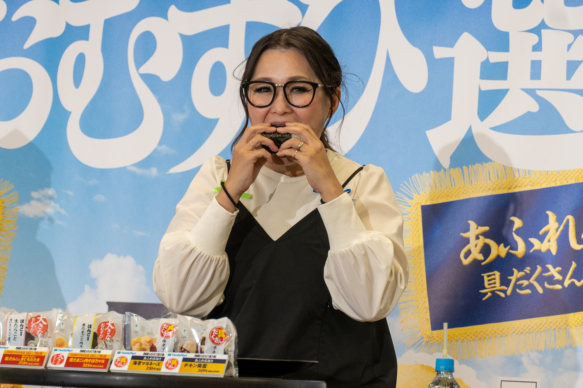 ギャル曽根さんが4商品を試食