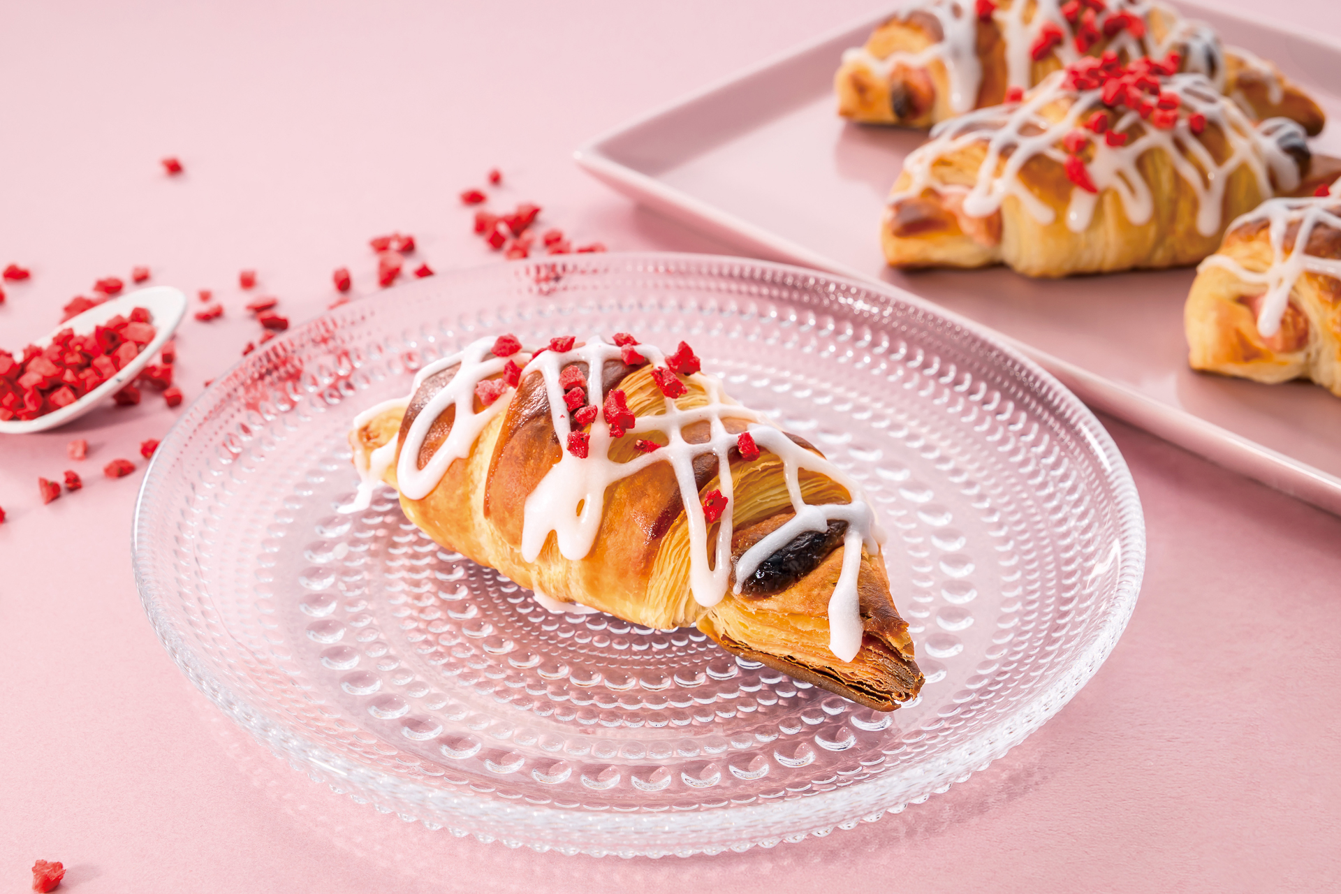サンマルクカフェ「プレミアム ICHIGO チョコクロ」