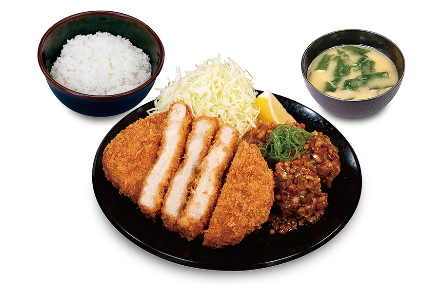 「超厚切りリブロースかつ＆油淋鶏定食（3個）」（1450円）