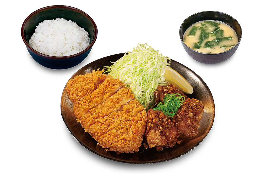 松のや「ロースかつ＆油淋鶏定食（3個）」（1090円）