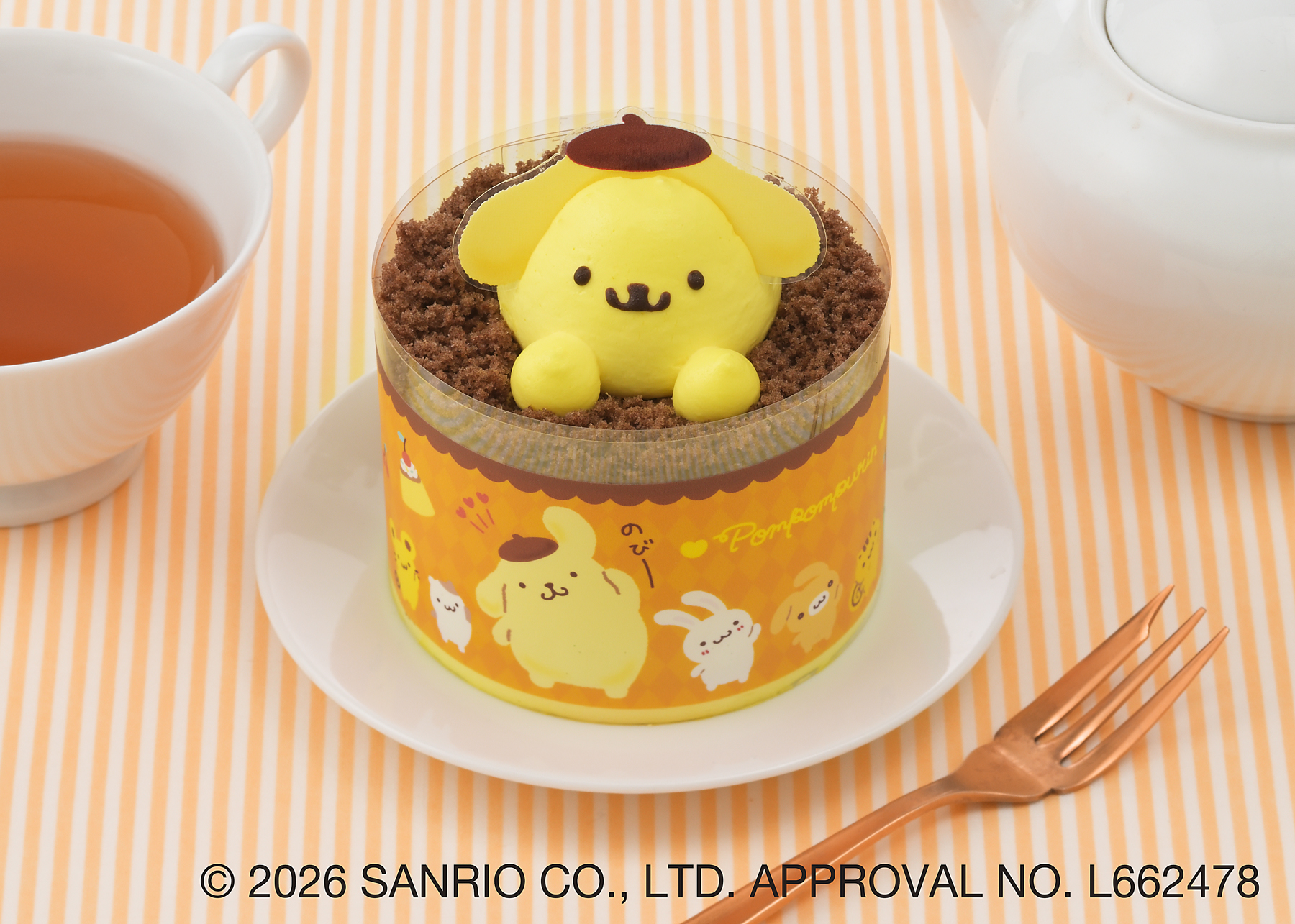 「ポムポムプリンのプリン風ケーキ」（778円）