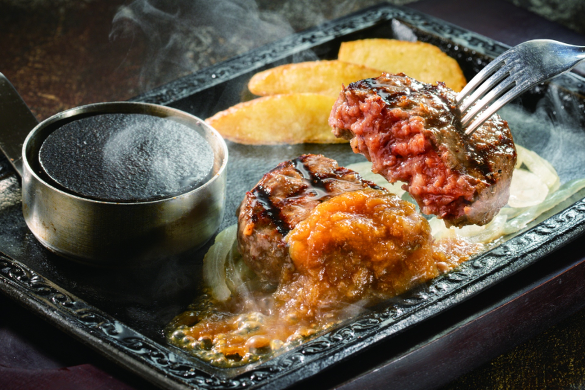 超粗びきステーキバーグ