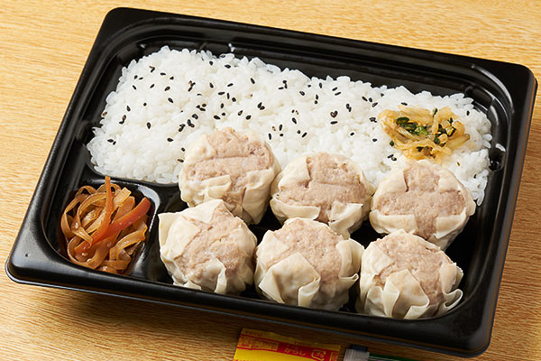 「ごま油の香り！ジューシー肉シュウマイ弁当（肉シュウマイ＋1個）」（698円）