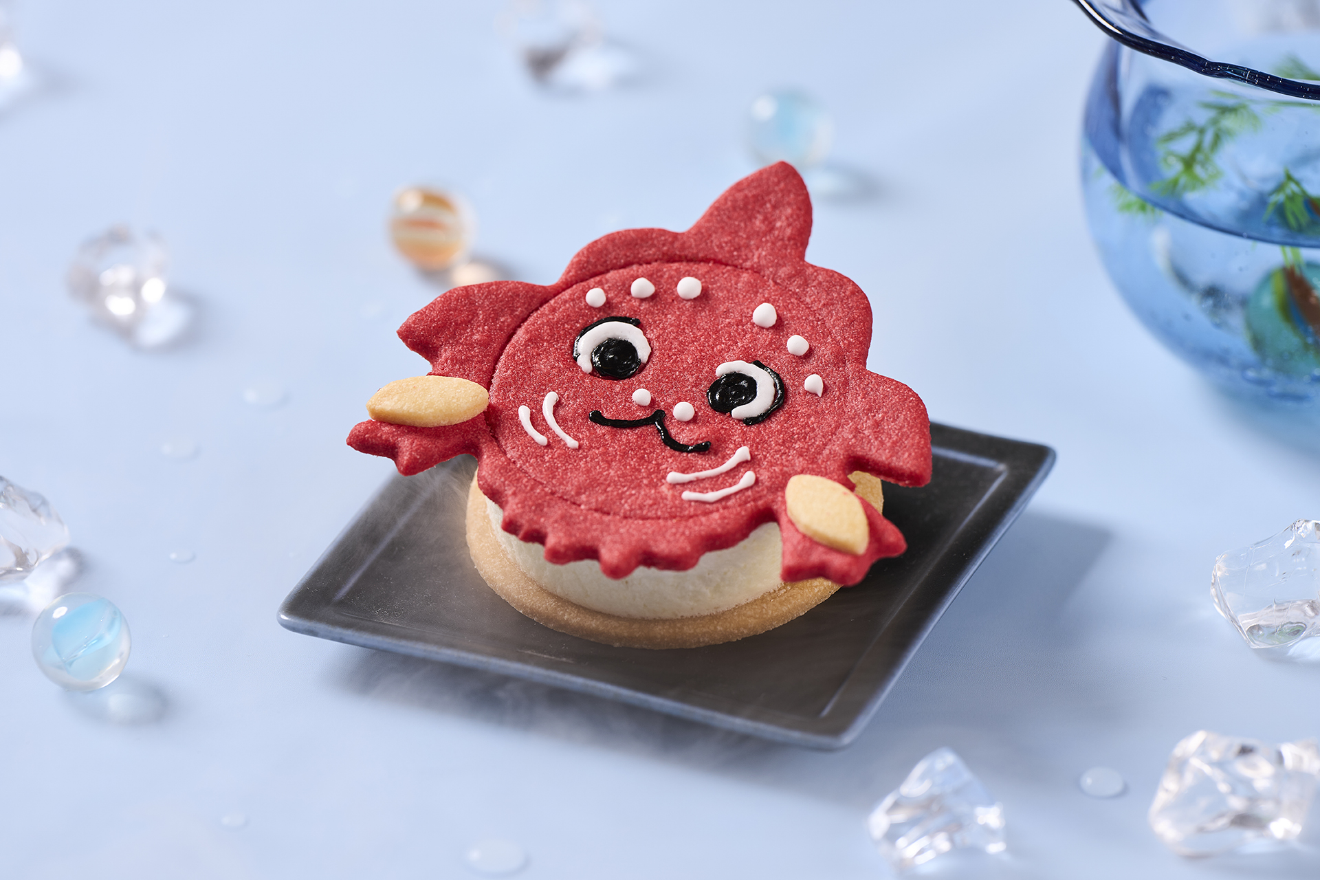 「金魚ねぷたサンドアイス」