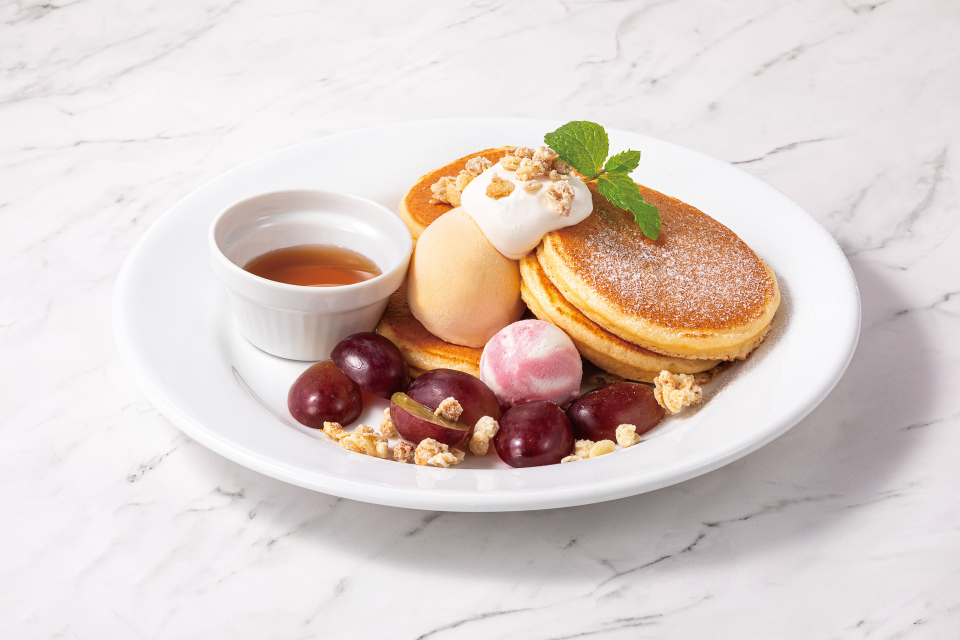 「クイーンルージュのパンケーキ」（1529円）