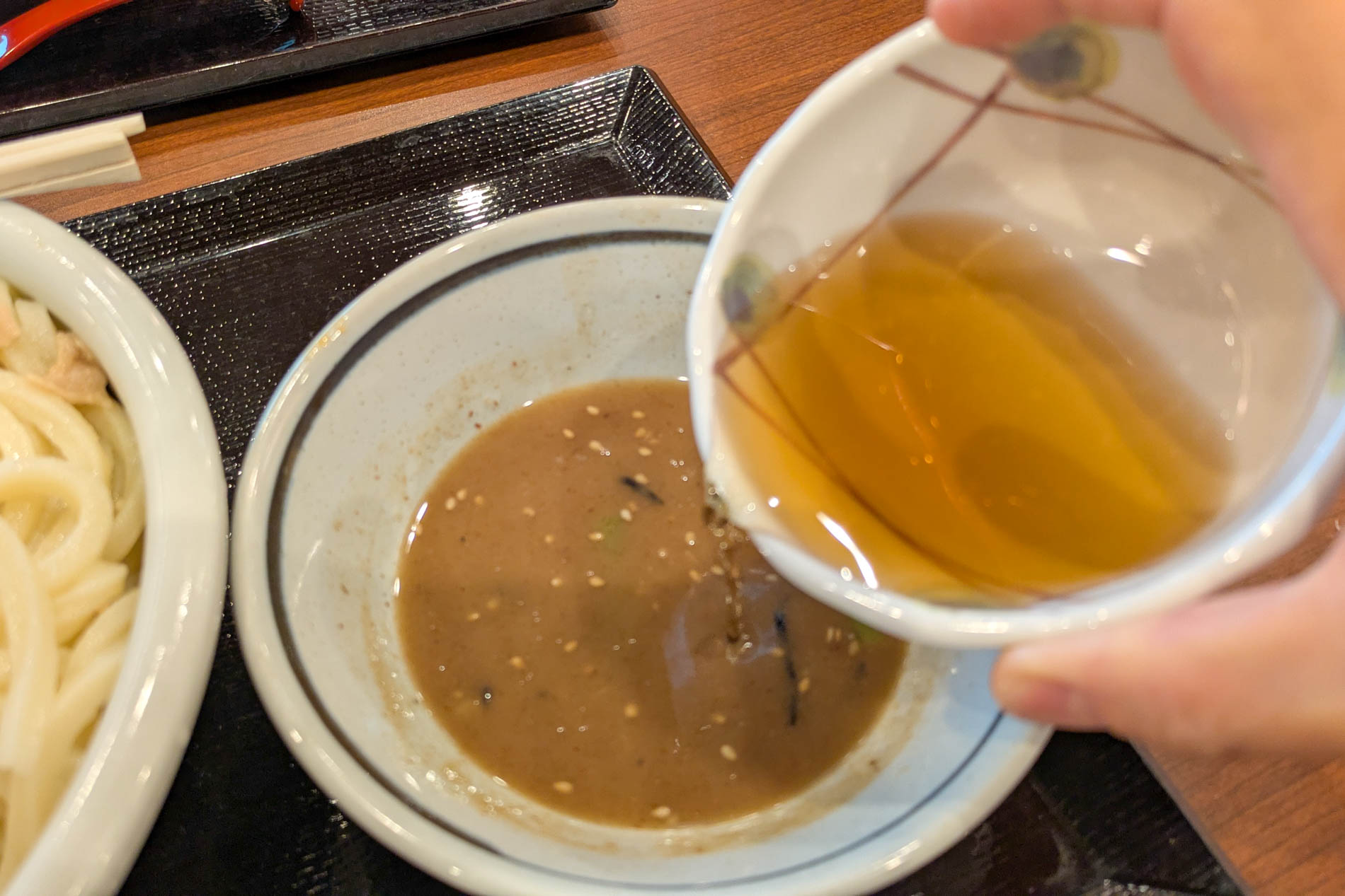 つけ汁にかけだしを加えると最後まで楽しめる