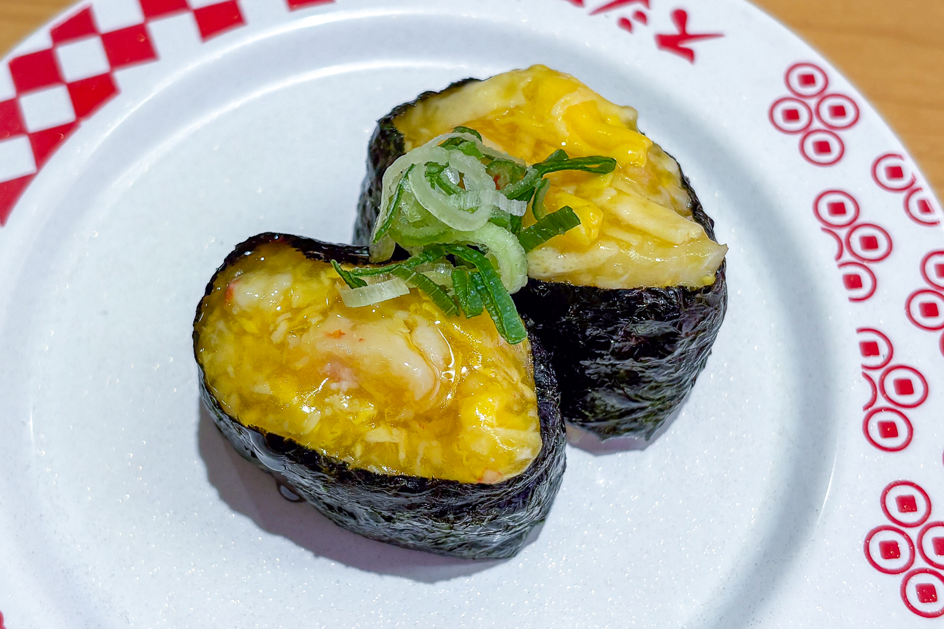 「とろっとかに玉風軍艦」（120円～）