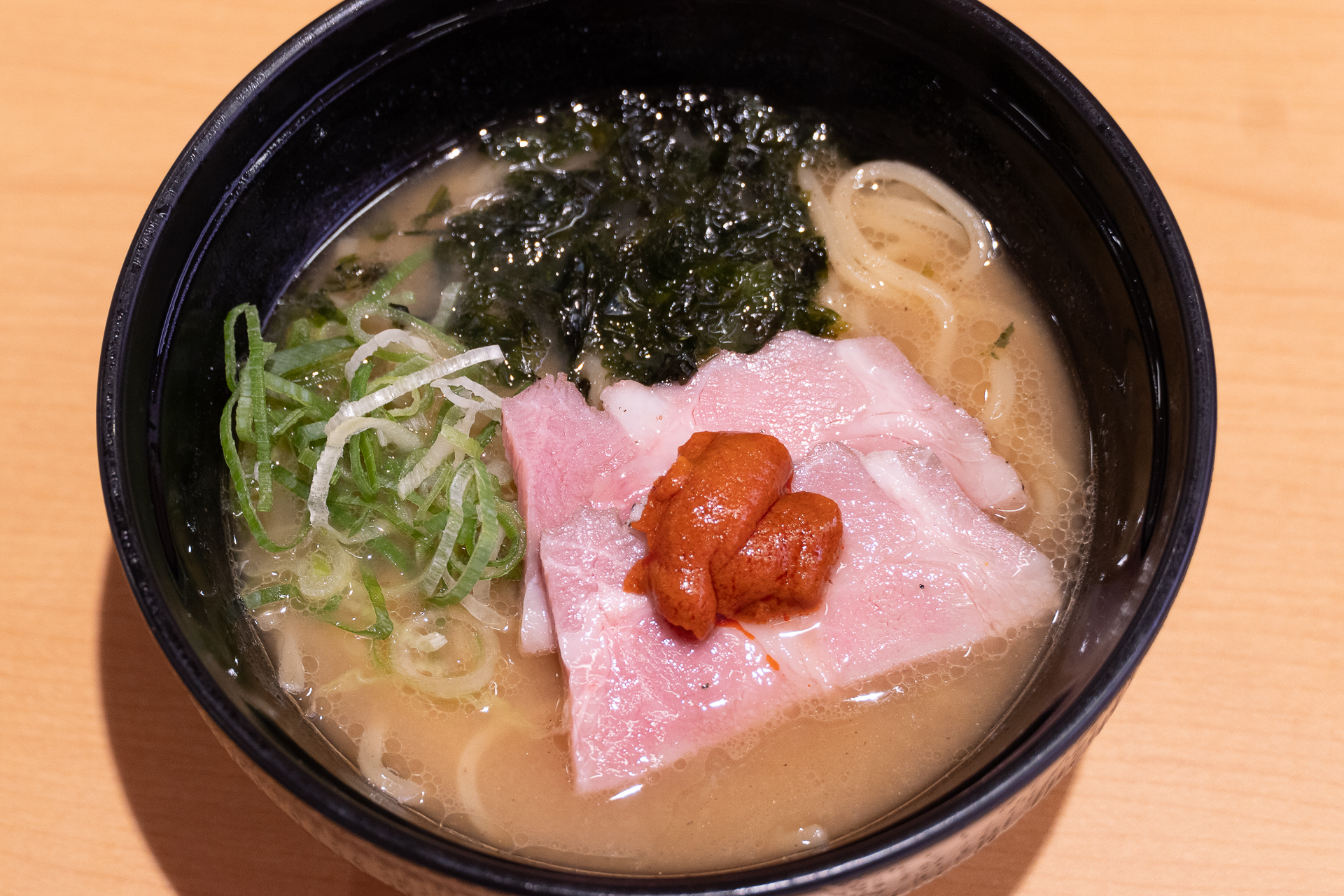 「辛味噌ラーメン」（480円～）