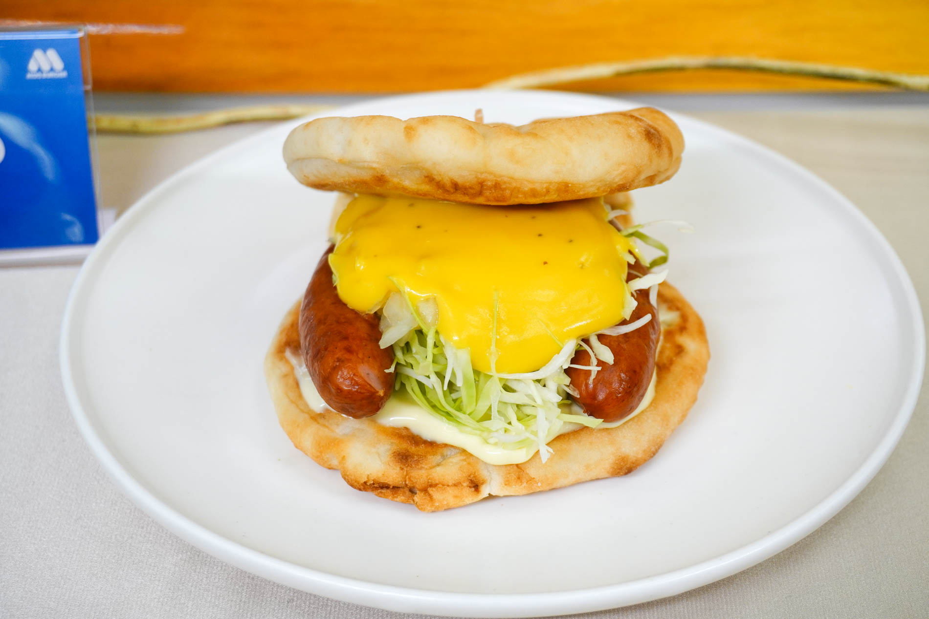 黄金チーズソースのフォカッチャ