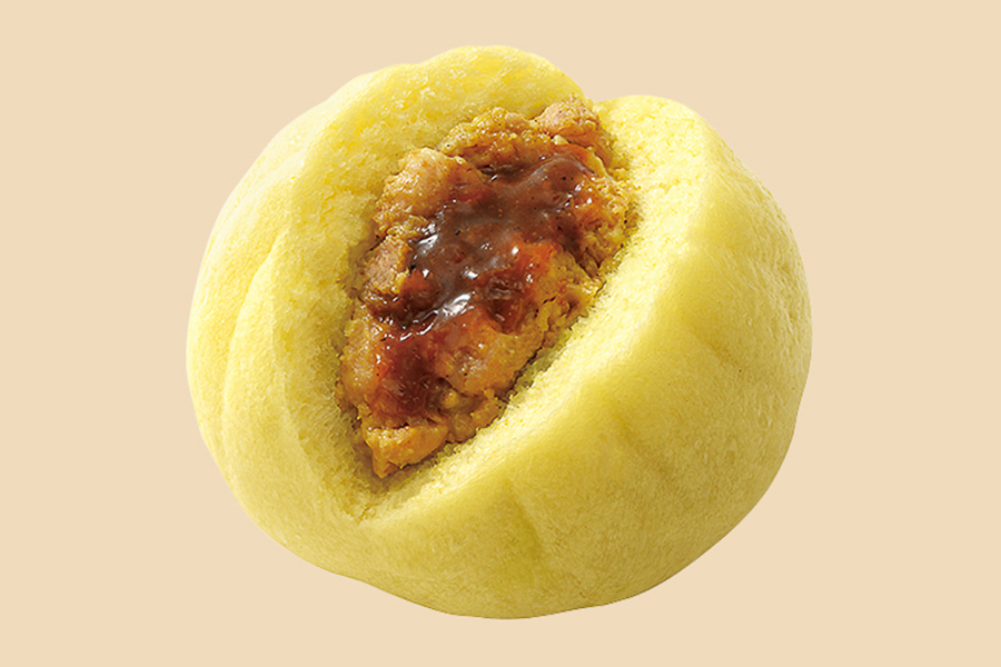 「極旨 黒豚まんカレー」（250円）