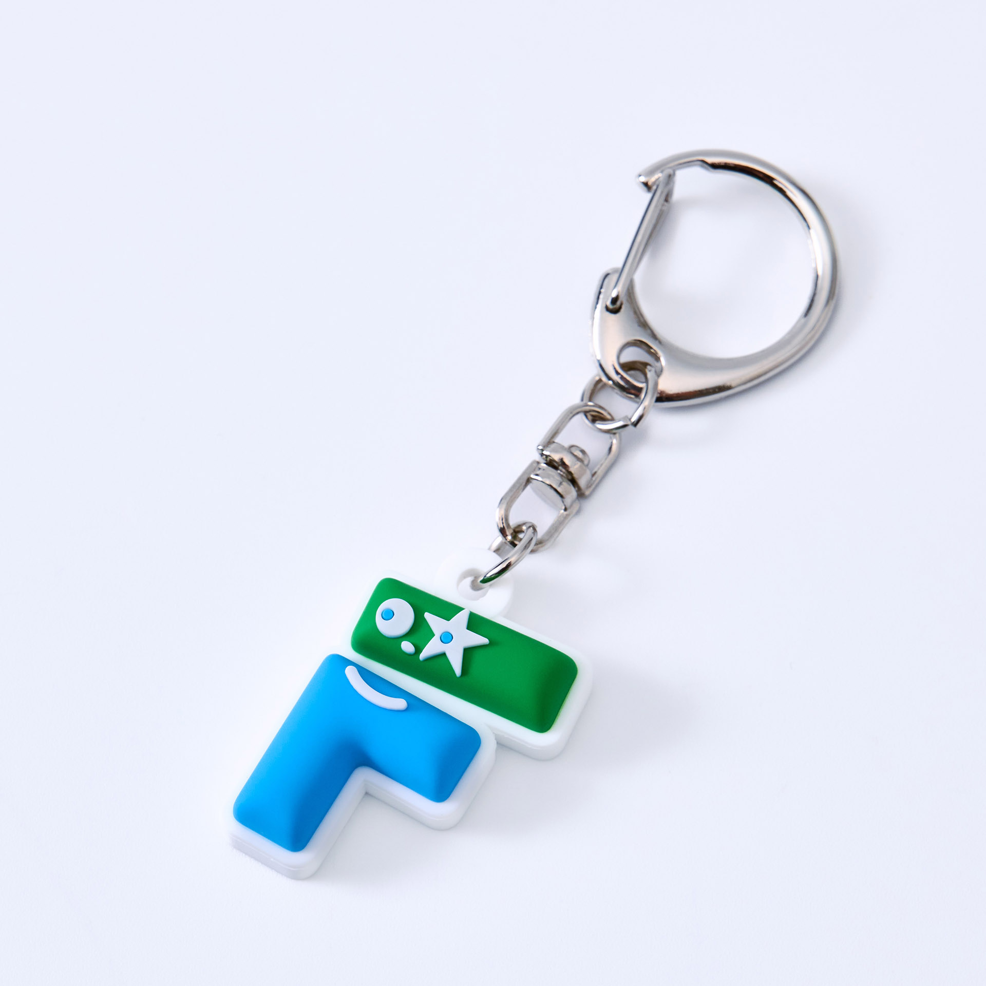 「立体ラバーキーホルダーF MINI」（800円）