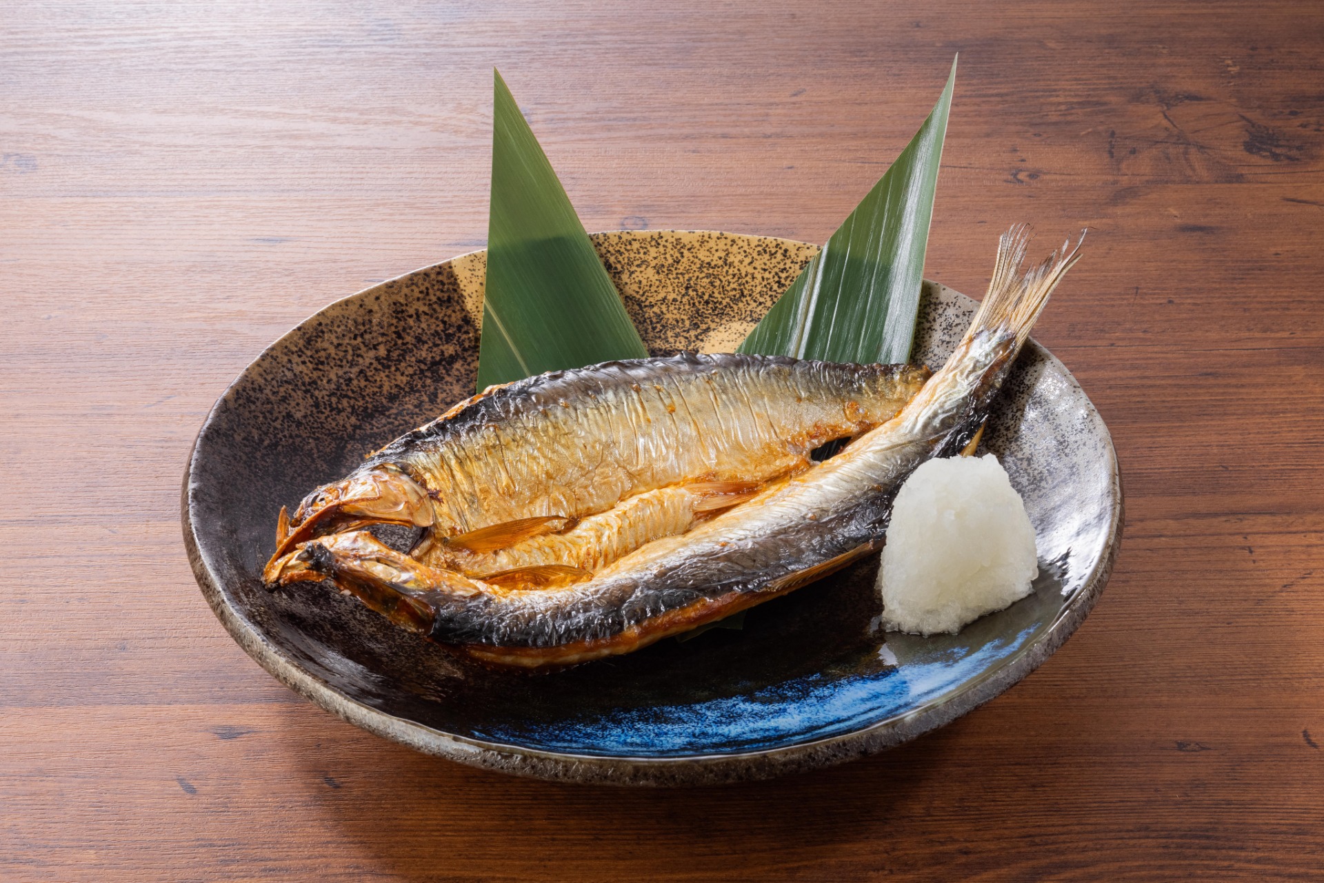「北海道産にしんの開き焼き」（858円）