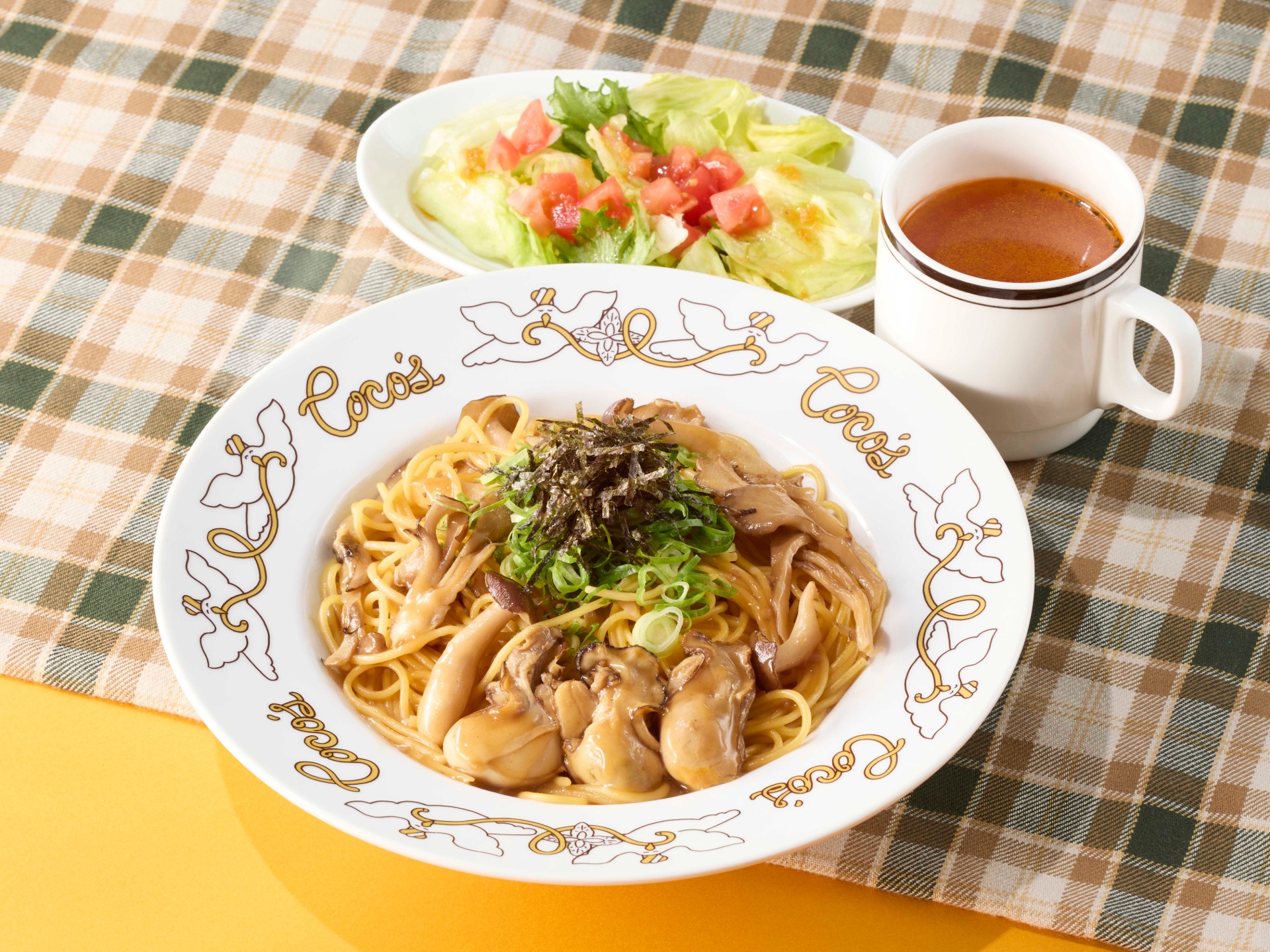 「牡蠣ときのこのバター醤油パスタランチ」（1089円）