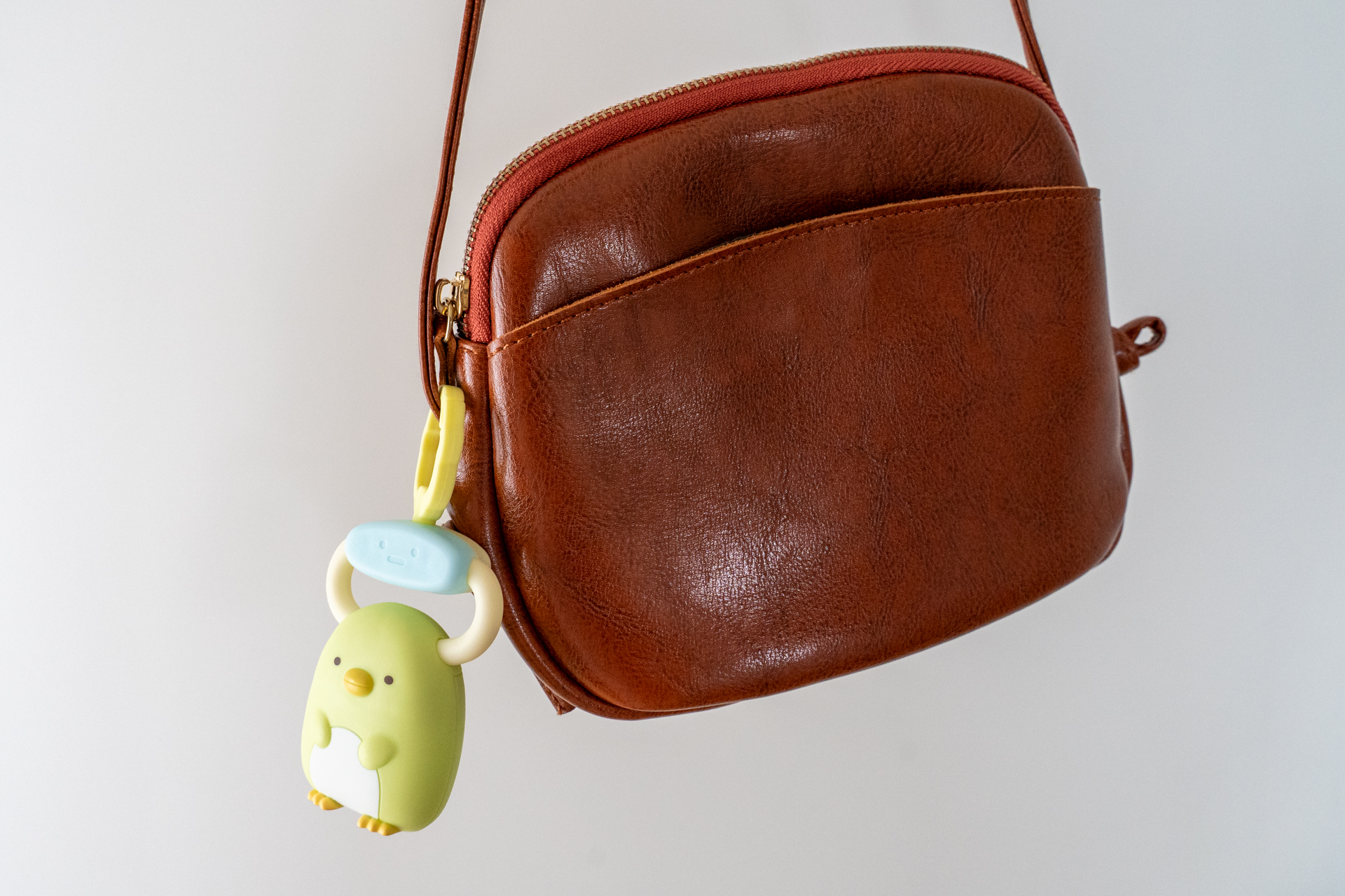 ショルダーバッグに付けてみた