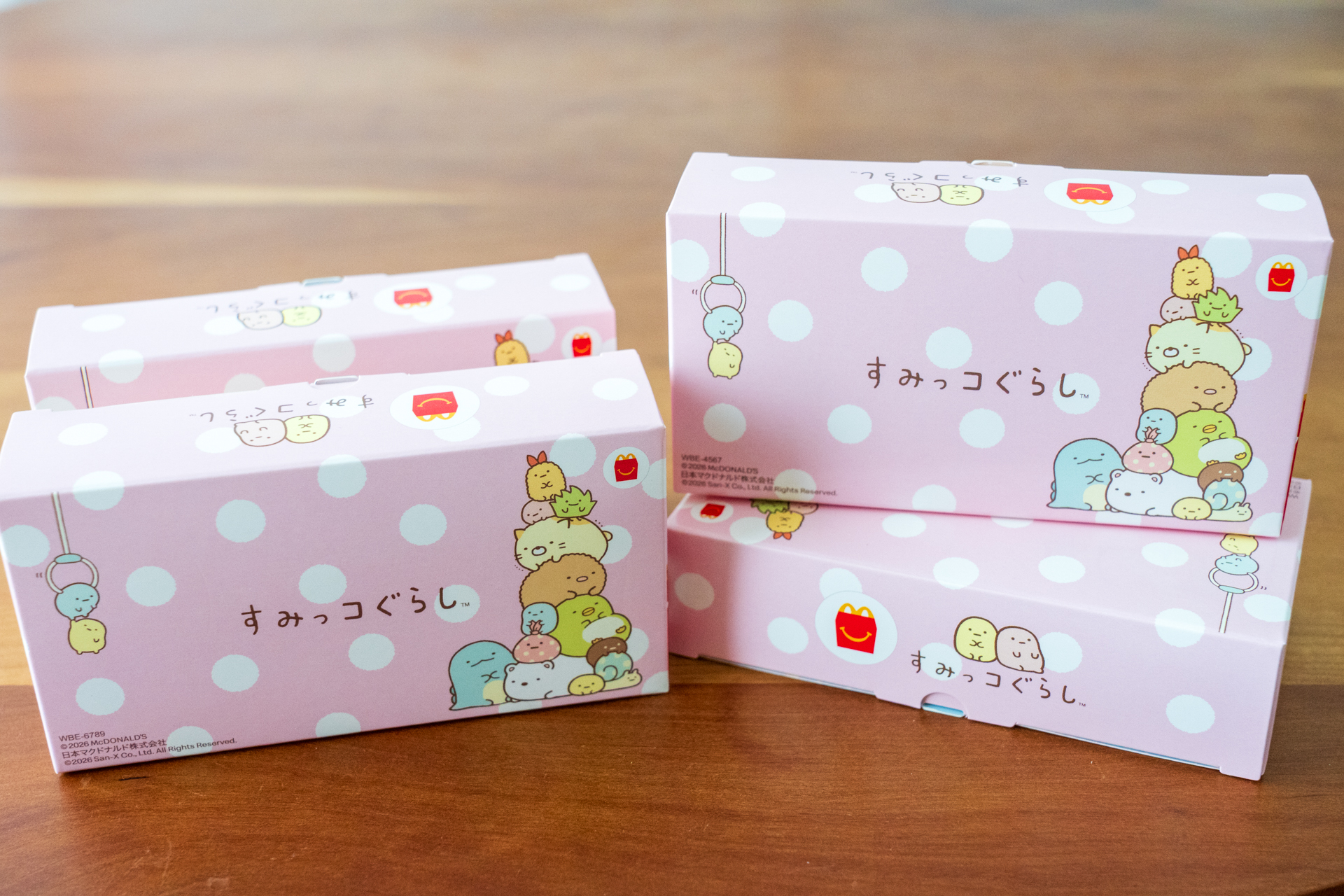第2弾のおもちゃの箱はピンク色