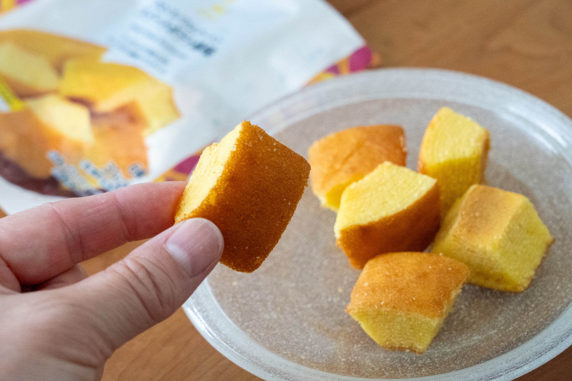 スイートポテト味のバウムクーヘン。温かいほうじ茶やミルクティーに合いそう