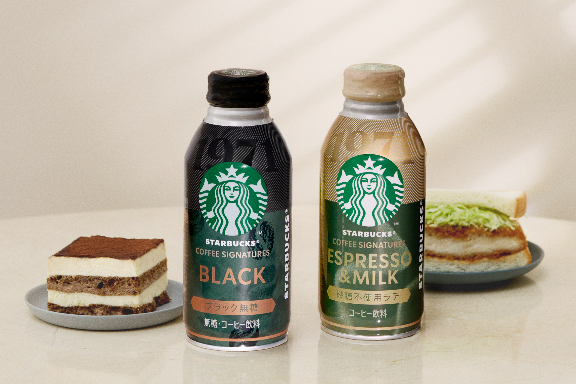 BLACKにはティラミス、ESPRESSO＆MILKにはチキンカツサンドを提案