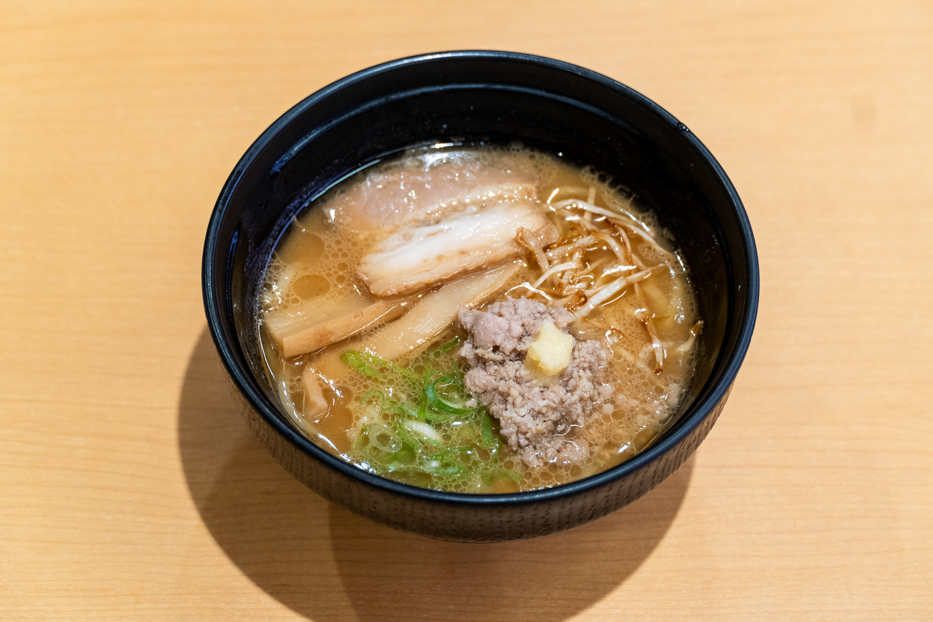 「札幌濃厚みそラーメン」（490円～）
