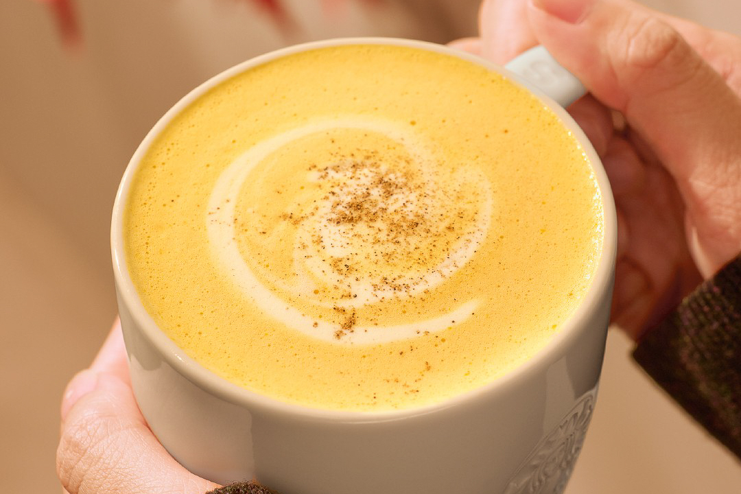 バリスタが1杯ずつスチームして仕上げる