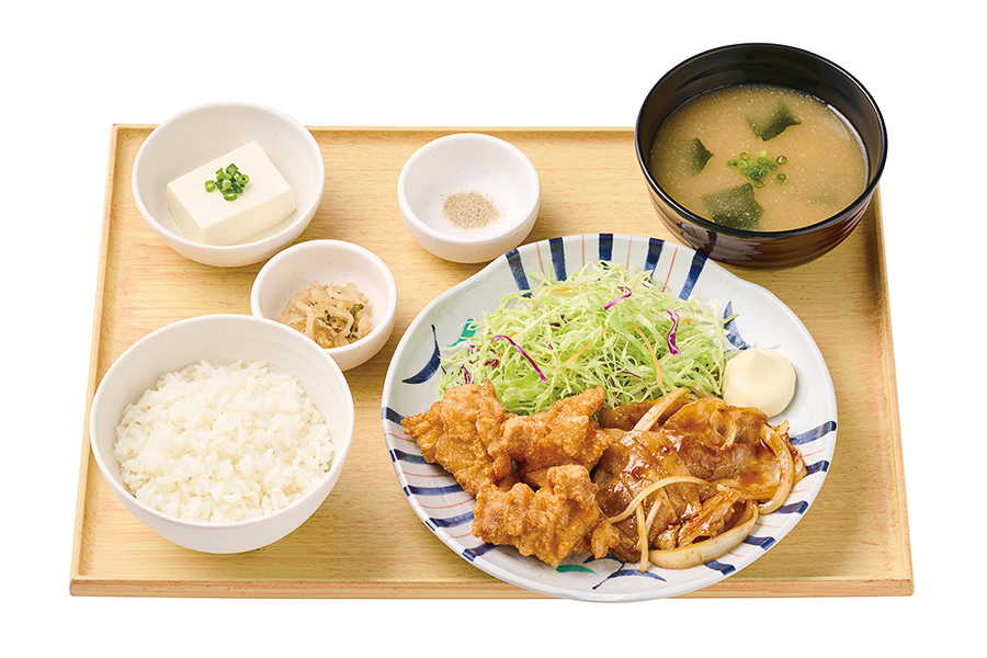 「から揚げとしょうが焼の定食」（990円）