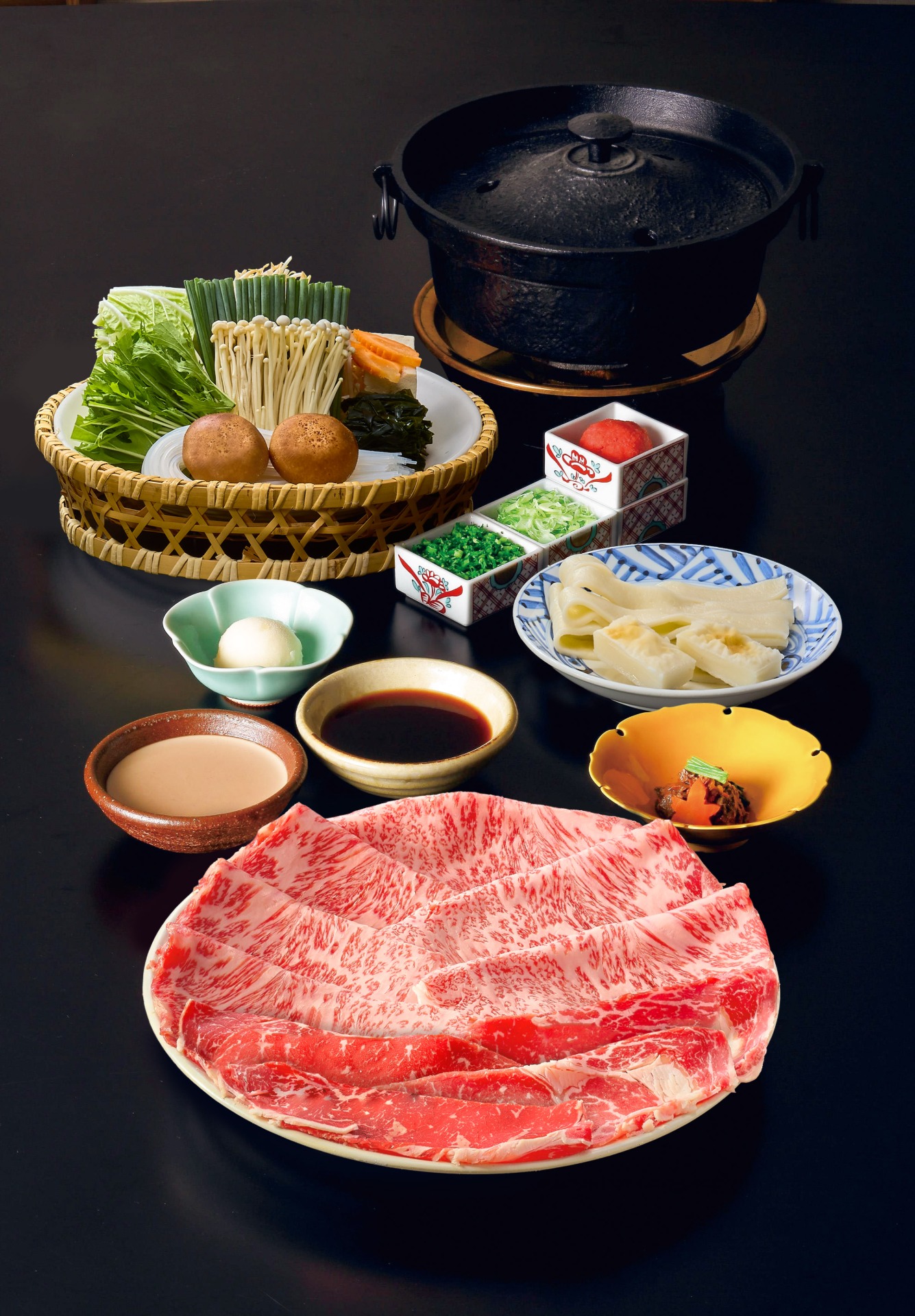 「紅白しゃぶしゃぶ」（5940円）