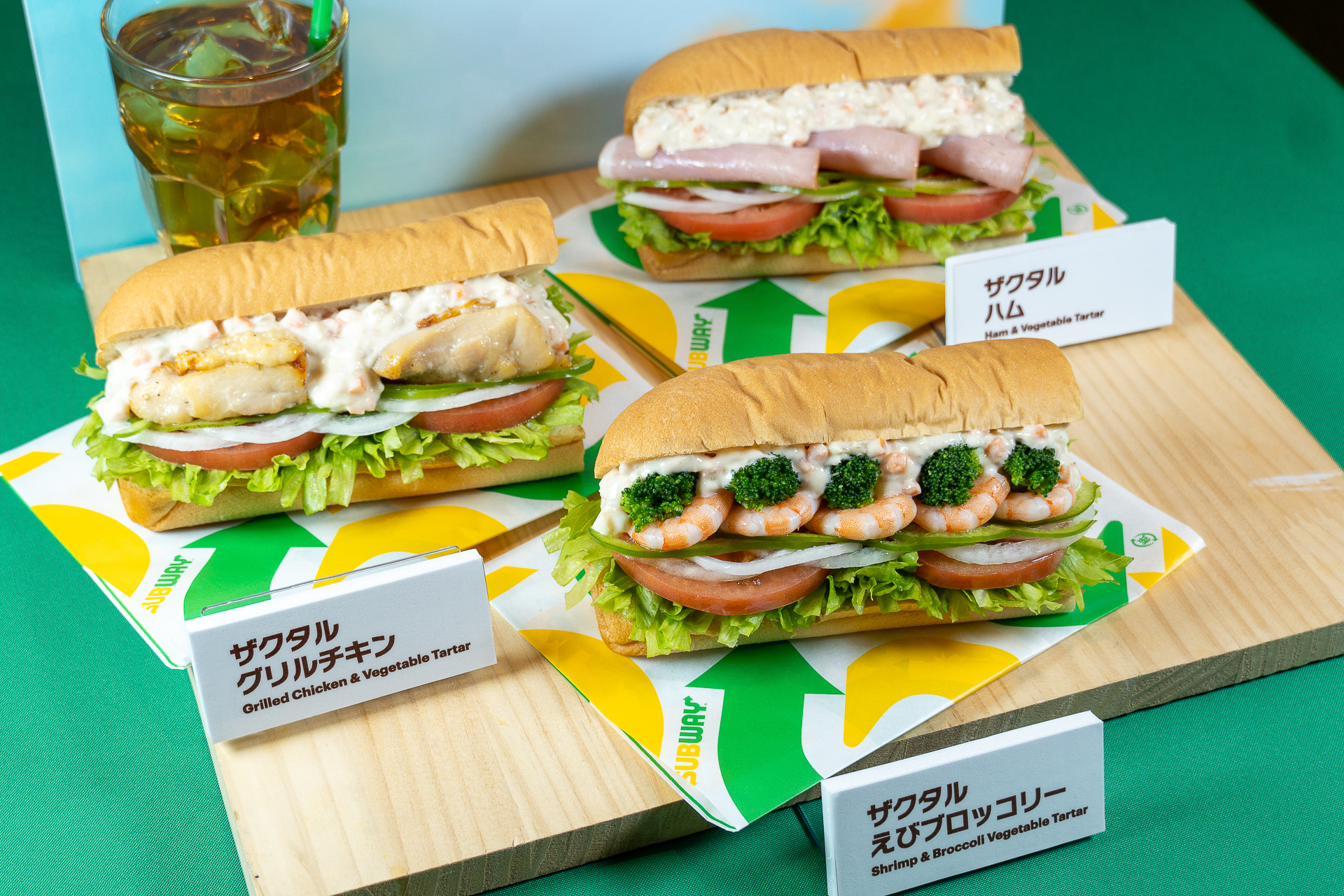 「ザクタルグリルチキン」「ザクタルハム」「ザクタルえびブロッコリー」