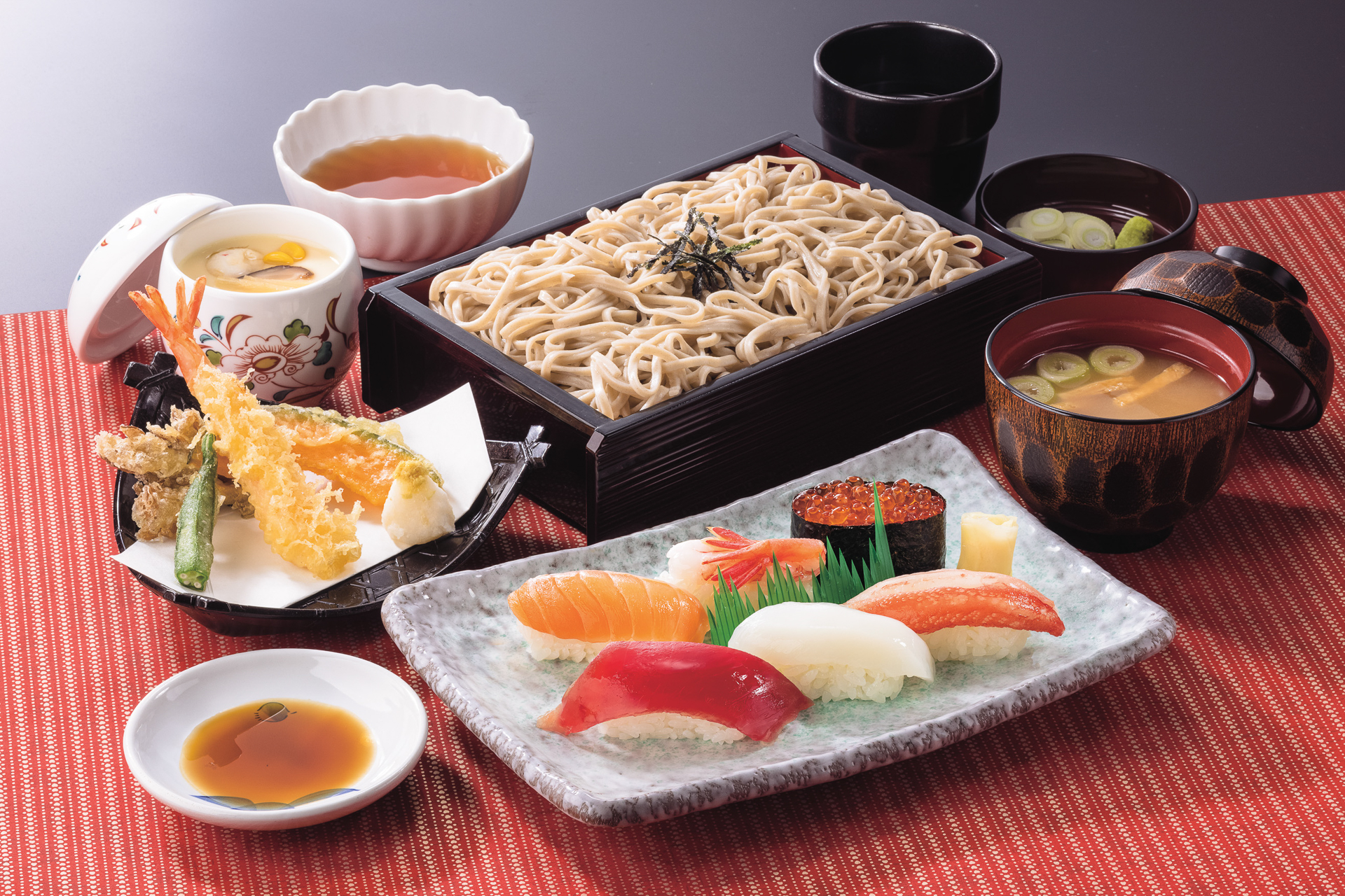 とんでん「さざんか」（1881円）