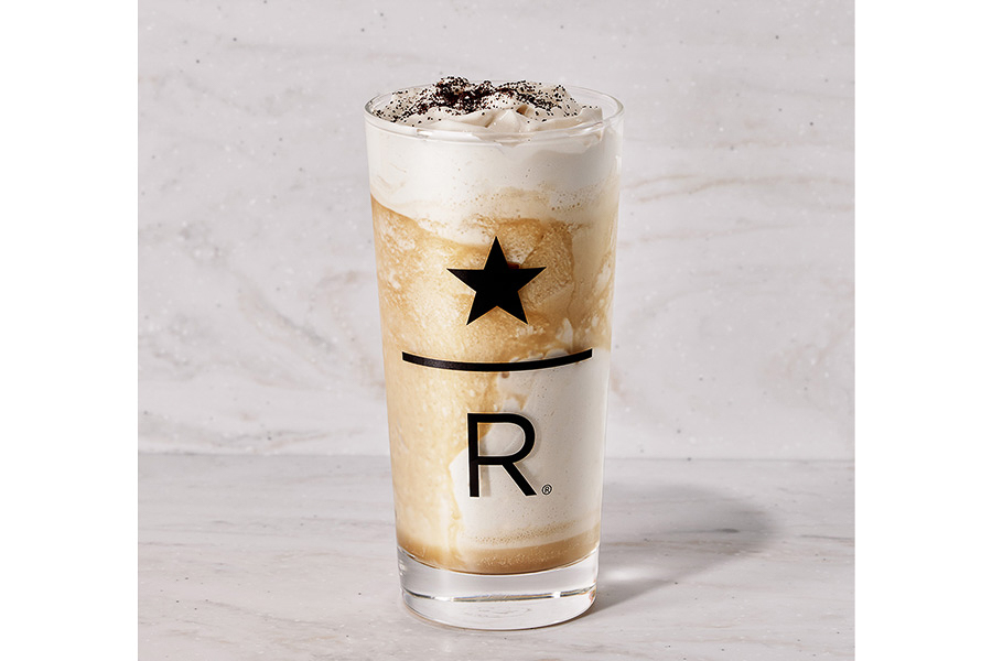 「スターバックス リザーブ コーヒー ＆ エスプレッソクリーム フラペチーノ」（900円）
