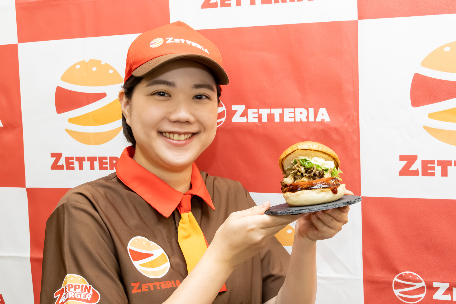 「山葵タルタル舞茸ビーフバーガー」
