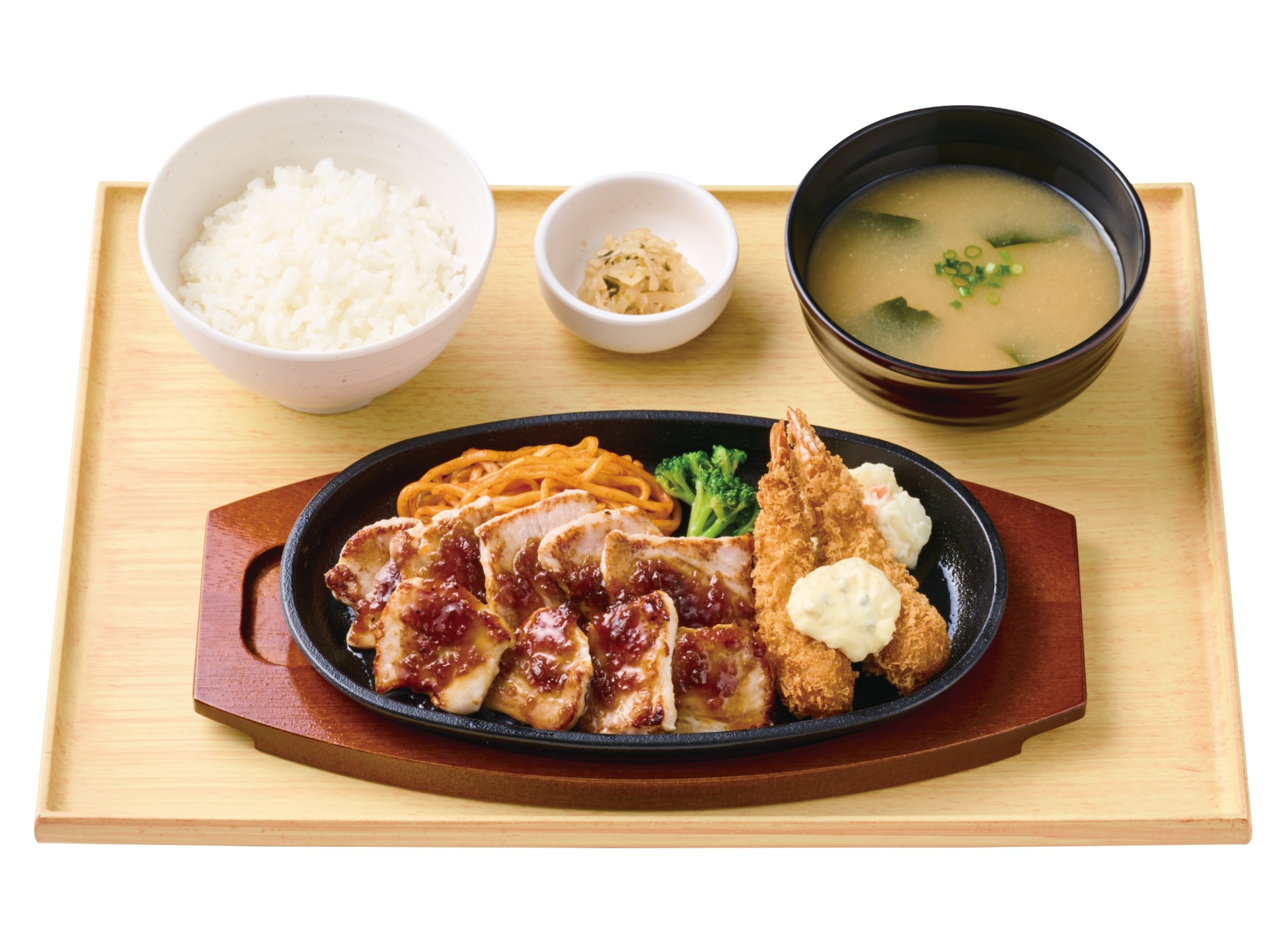 「～柔らか豚もも肉～国産ポークカットステーキとエビフライの定食（和風ソース）」（1500円）