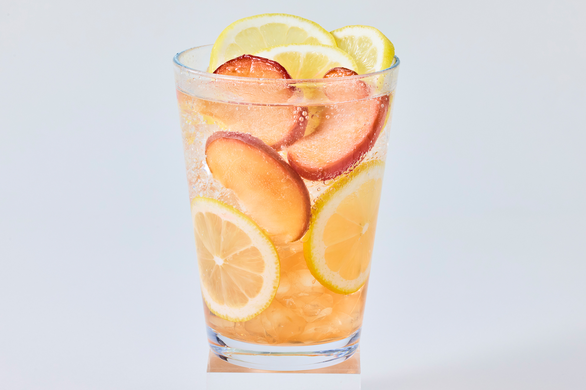 「秋姫クラフトレモネードソーダ」（ICE、560円）