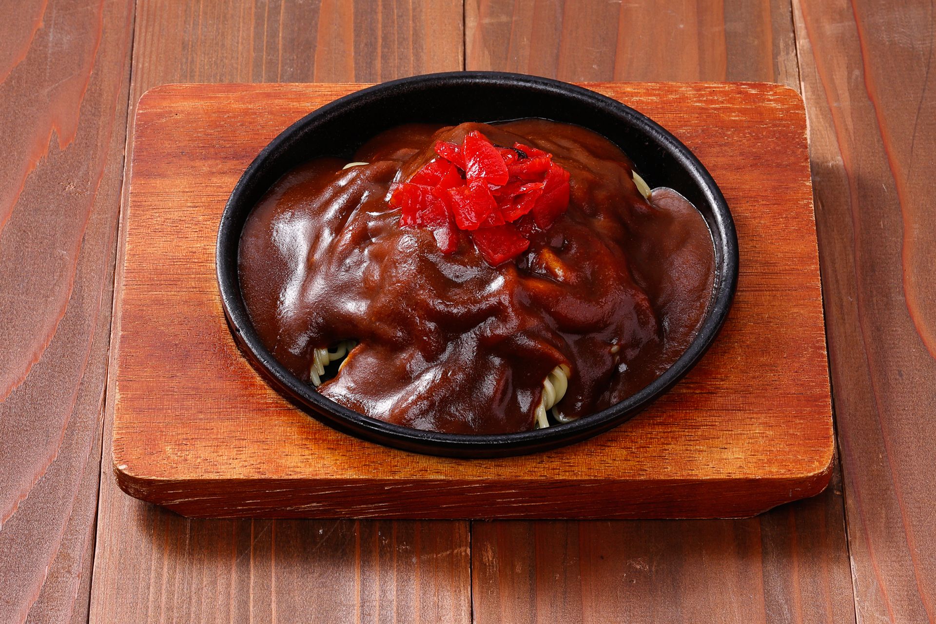 「アパ社長カレー焼ラーメン」（410円）
