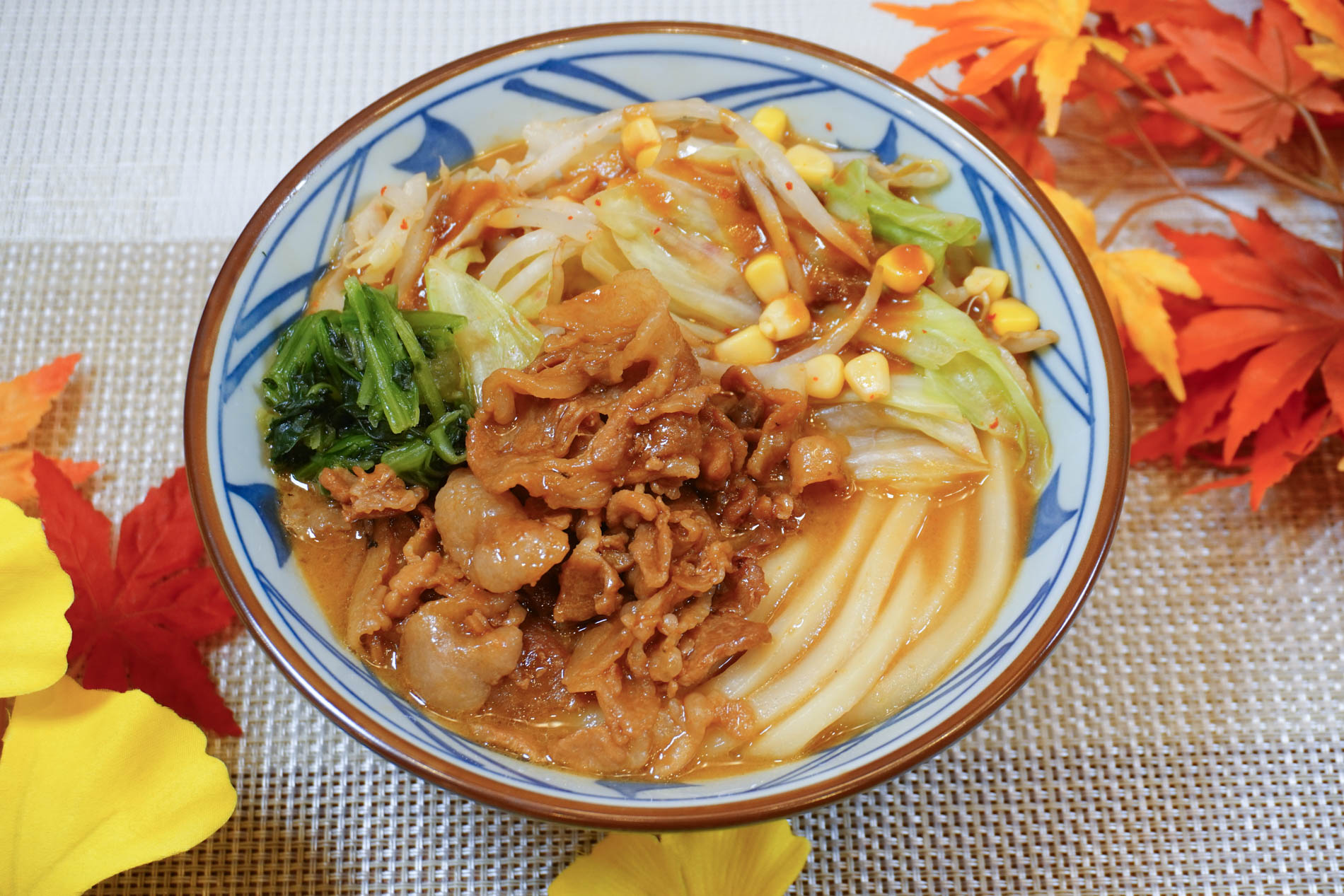 丸亀製麺の「濃厚味噌だしうどん」