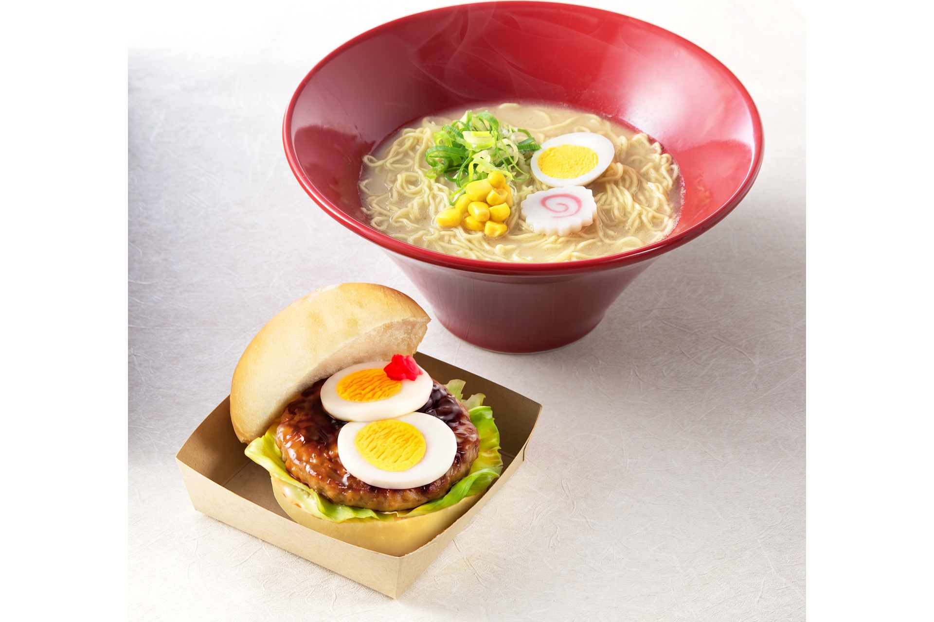 ラーメンバーガー＆とんこつラーメンセット