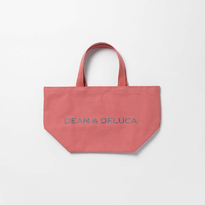 DEAN & DELUCA「チャリティートートバッグ」ラズベリーピンク Sサイズ（2750円）