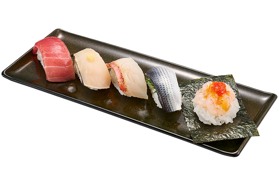 「天然魚彩り5種盛り」（680円～）