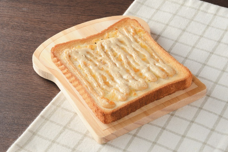 「得パン 素朴な醤油マヨチーズトースト」（119円）