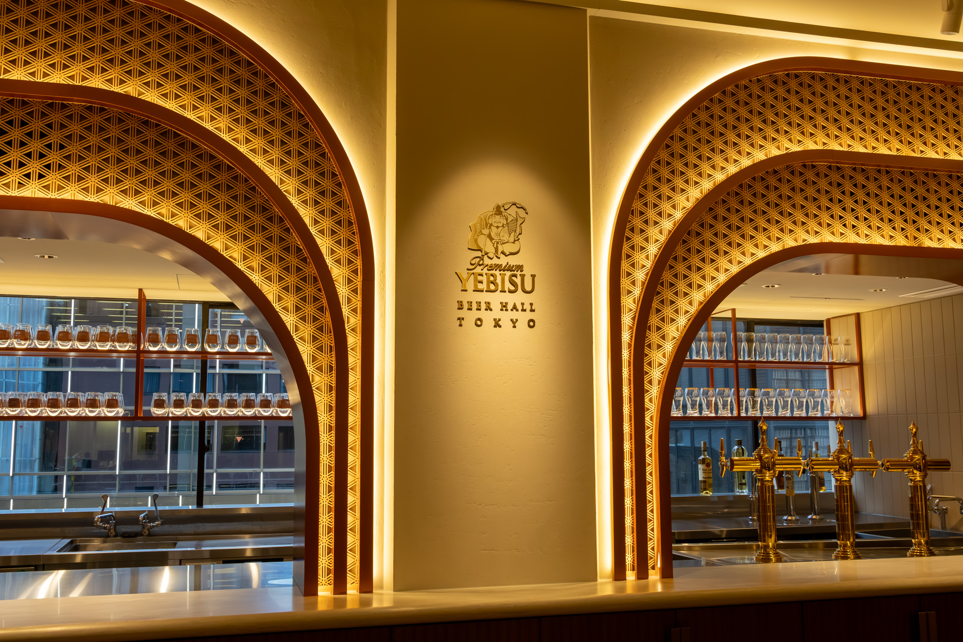 サッポロライオン「YEBISU BEER HALL TOKYO」