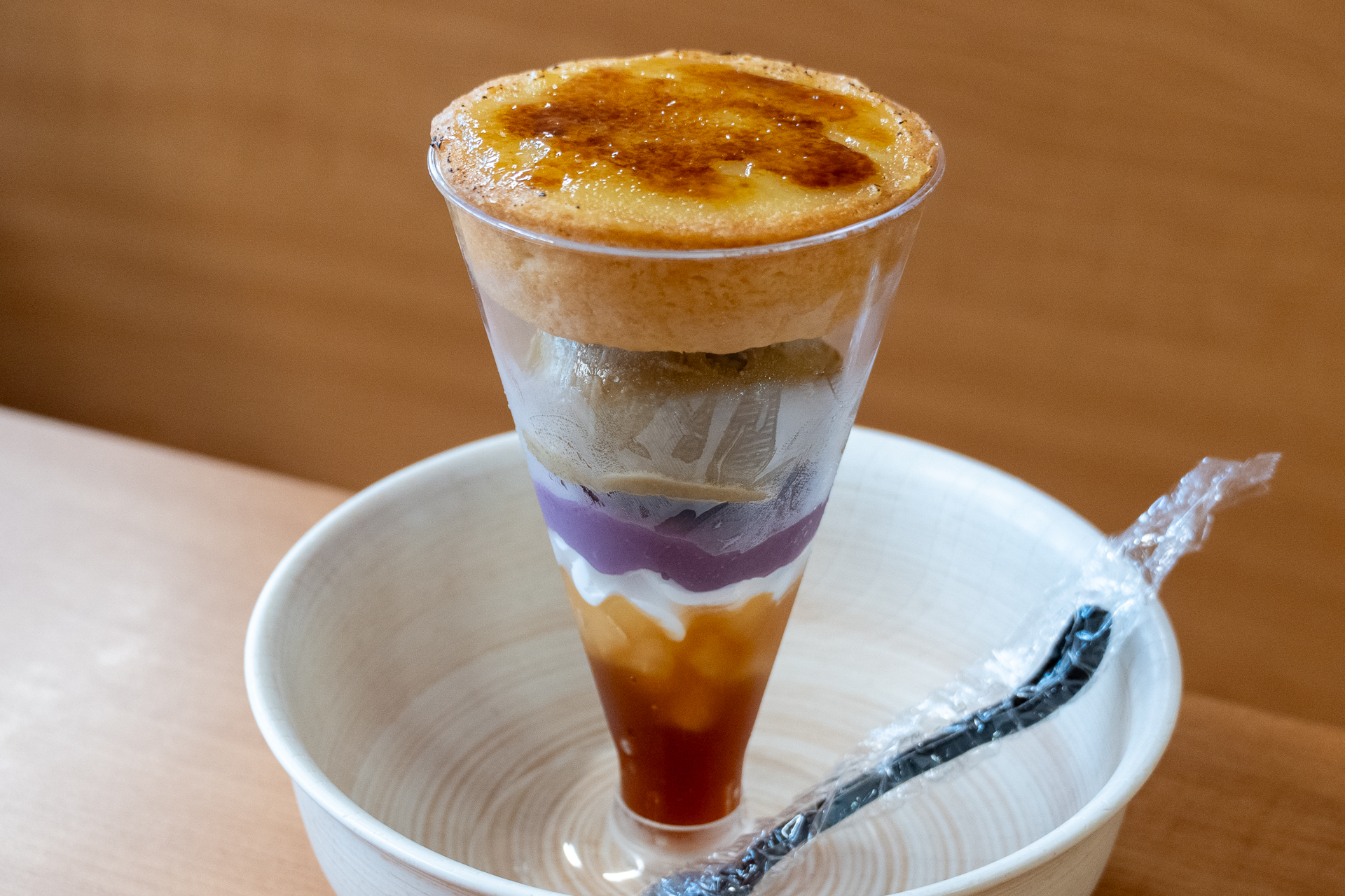 KURA ROYAL「蜜芋ブリュレパフェ」（540円）