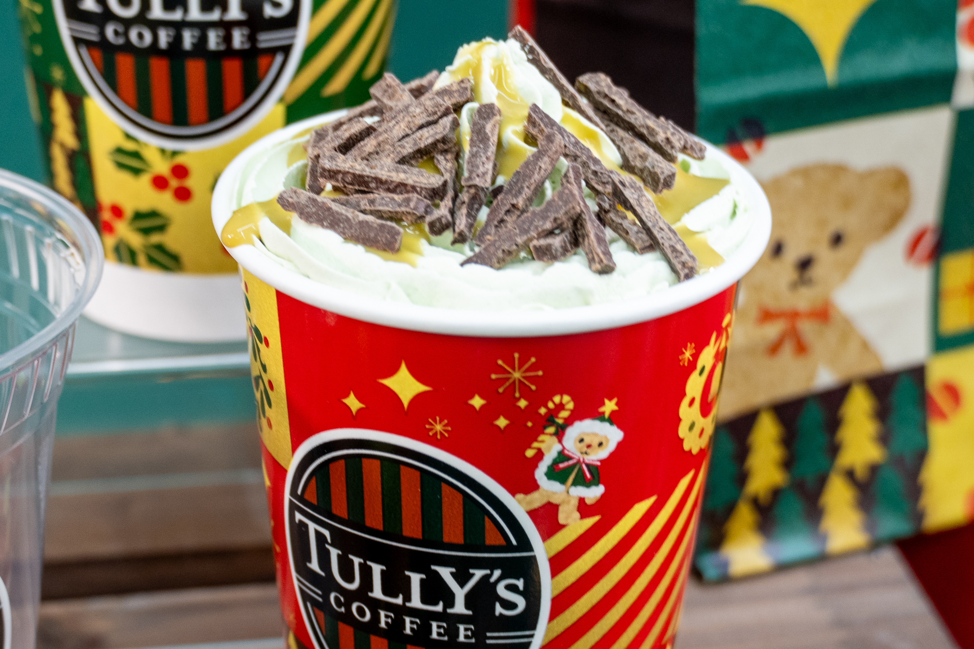 「タリーズドバイチョコレートラテ」（HOT、700円）
