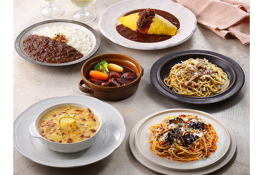 「ロイヤルホストの食卓セット」（8000円）