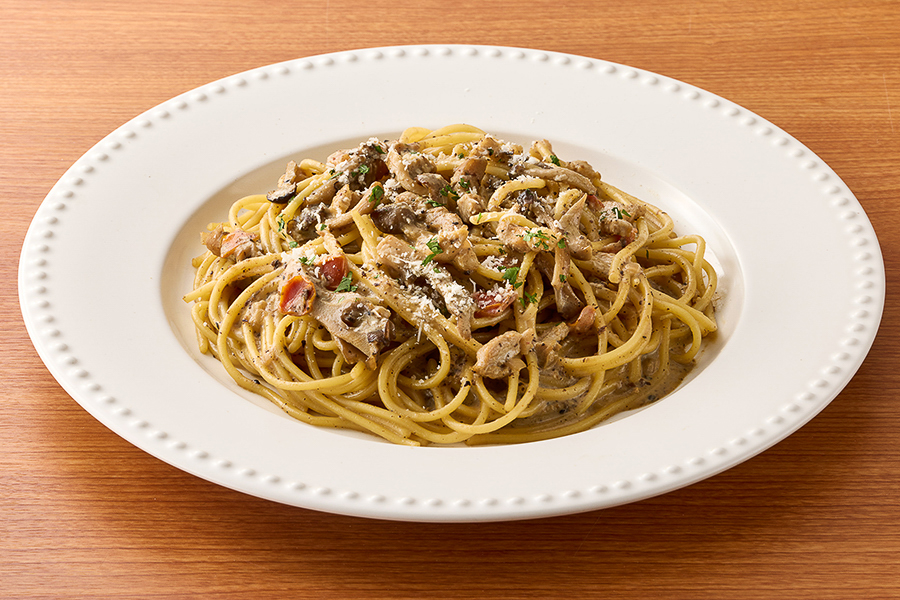 「パスタソース～豚ときのこのポルチーニクリーム～」（1078円）