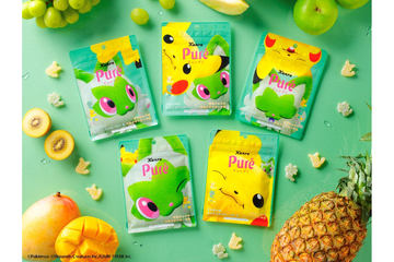 POKÉMON LOVELY COSME PIKACHU　ハンカチ&ポーチ POKÉMON LOVELY COSME PIKACHUハンカチ&ポーチ
