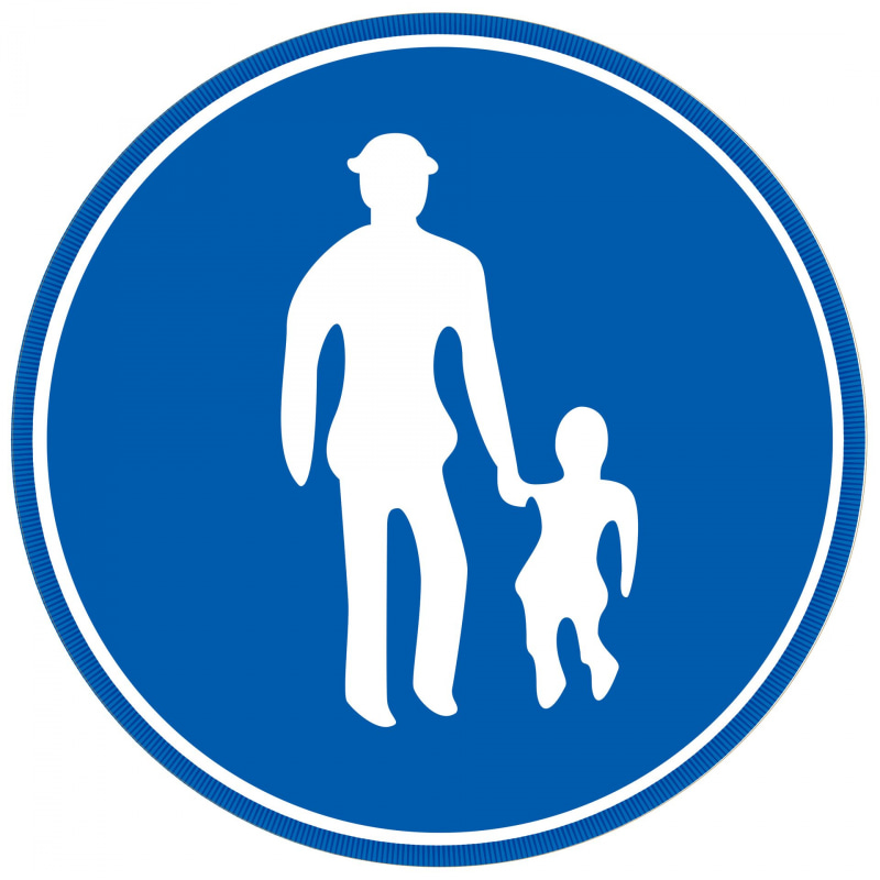 歩行者以外は通行できない