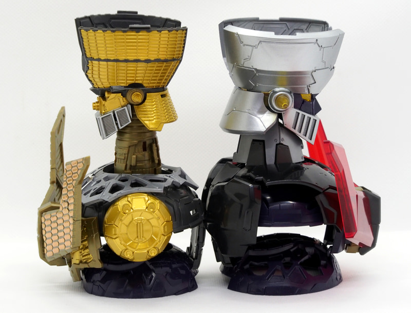 「インターナルストラクチャー」（左）と「アウターボディ」（右）